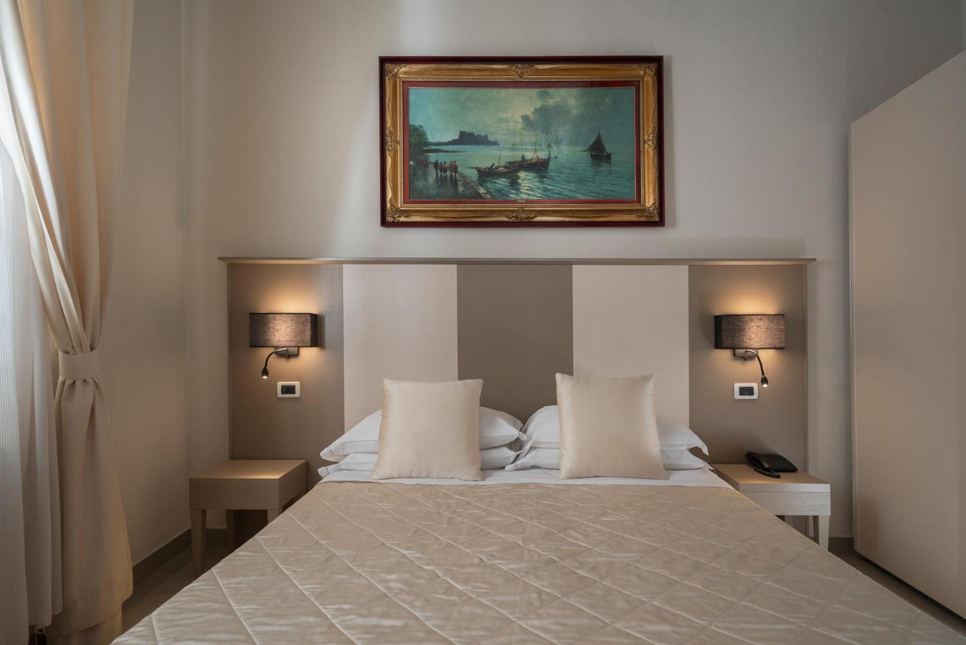 Re Enzo Hotel